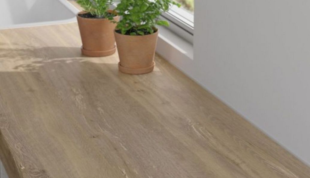 В интерьере