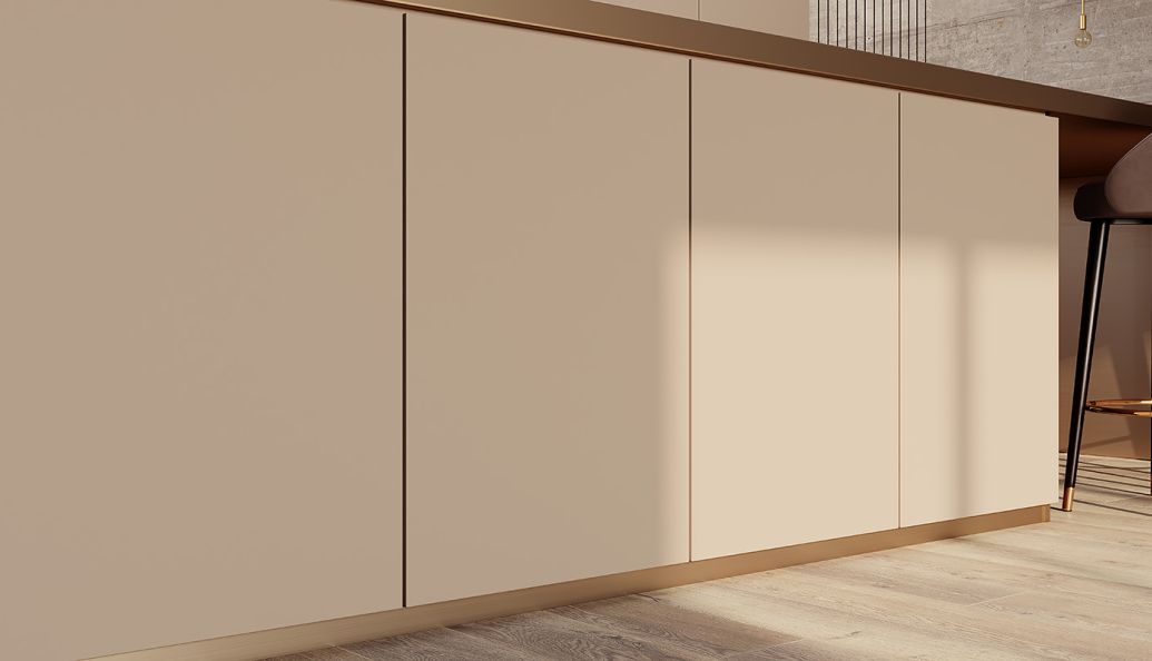 В интерьере